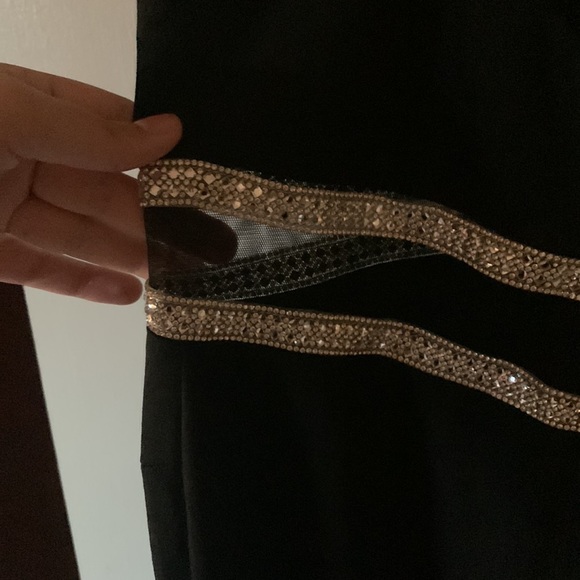 Long black prom dress with halter neck and rhinestone waist - Picture 4 of 9